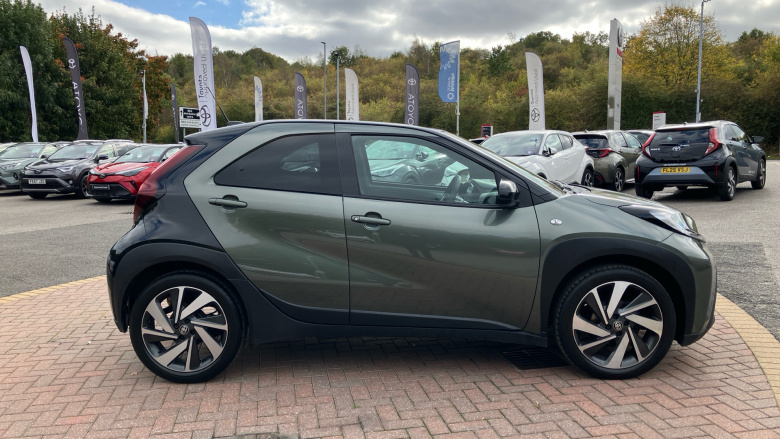 Toyota Aygo X 1.0 VVT-i Edge 5dr Petrol Hatchback